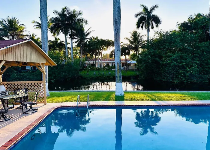 Aventura Waterfront House
