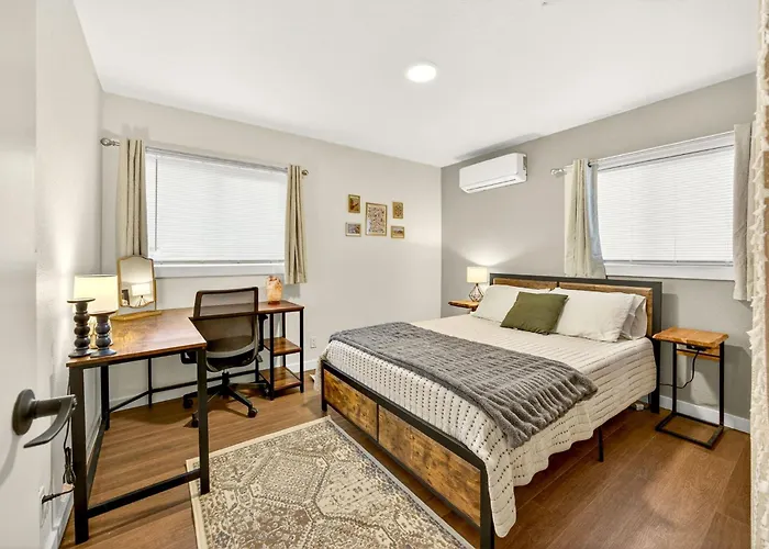Basecamp Gp- Private Unit In Quiet Duplex Near Downtown
