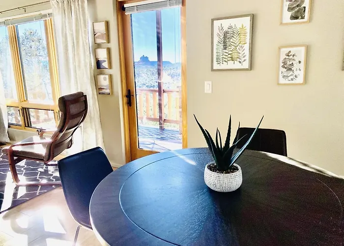 Perfect Couples Getaway Private Hot Tub Panoramic Red Rock Views