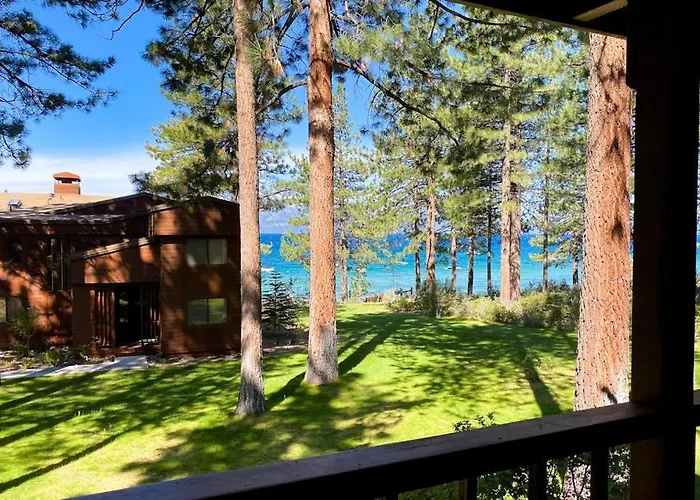 Fantastic Lakefront Condo With Tennis Skiing Fireplace & W&D Sleeps 6