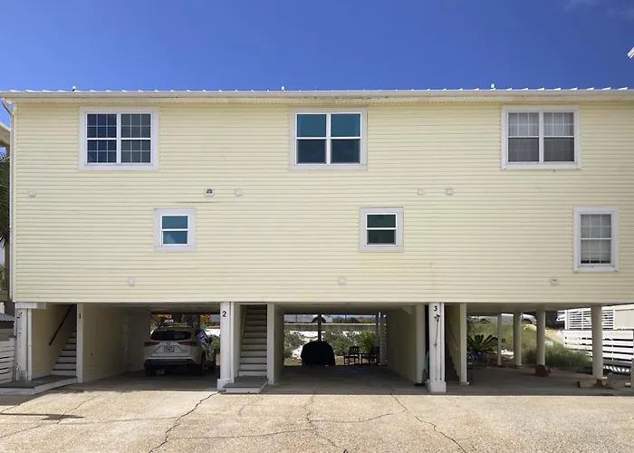 Dog-Friendly Beachfront Townhouse With Balcony 2 Bikes W&D