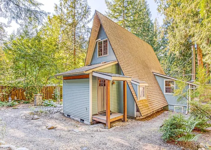 Adorable A-Frame Cabin Withnearby River Access Game Room Wood Stove Firepit