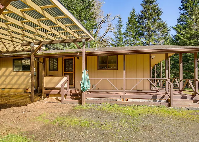 Creative Escape! Eagle'S Nest Hideaway