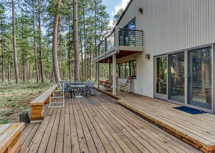 Unique & Secluded Forest Home With Pool Hot Tubs Tennis Sauna & Basketball