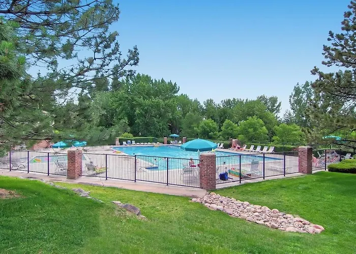 Littleton Executive Townhouse