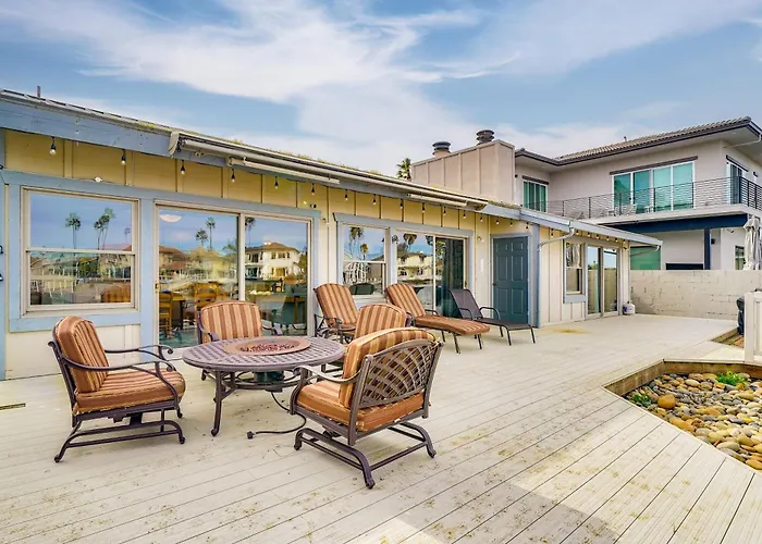 Private Dock + Fire Pit: Discovery Bay Retreat!