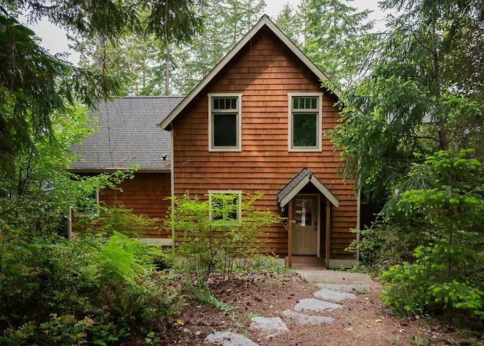 Island Waterview Retreat
