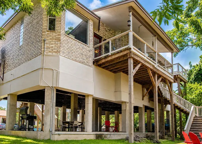 Riverfront Retreat W/ Wraparound Deck, Movie Room, Firepit