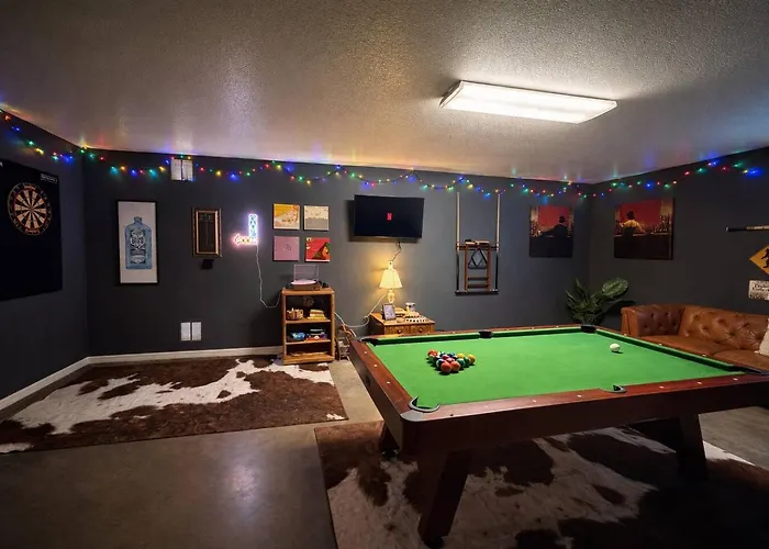 Vino & Vibes | 3Br | Hot Tub + Views + Game Room