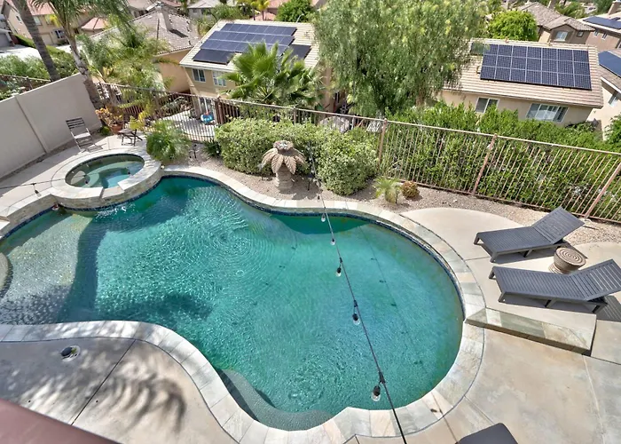 Murrieta Palm Tree Oasis