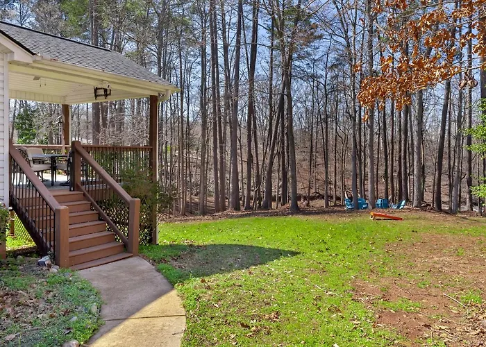 Lake Hartwell Retreat W Dock And Fire Pit