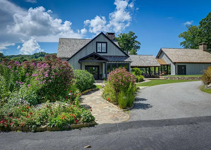 Mountain Retreat W/ Community Perks In Glenville!