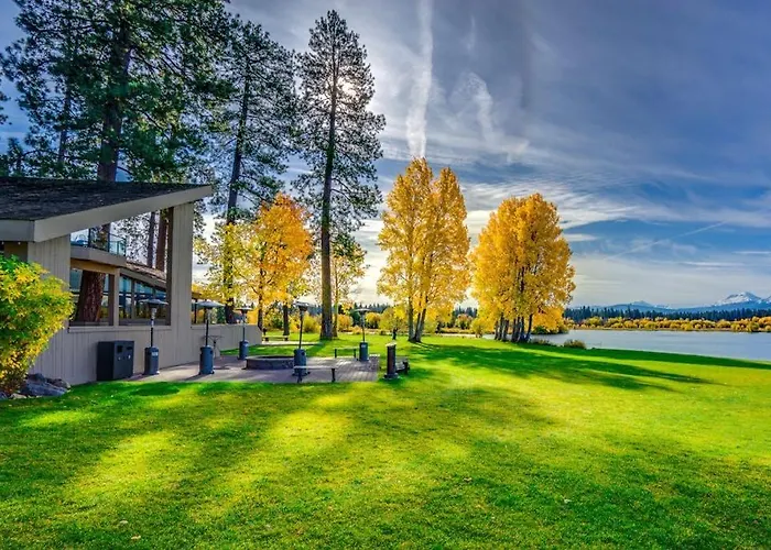 Three Sisters Hideaway - House In Black Butte Ranch With Shared Amenities