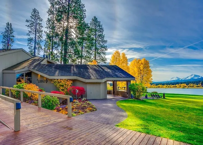 Three Sisters Hideaway - House In Black Butte Ranch With Shared Amenities