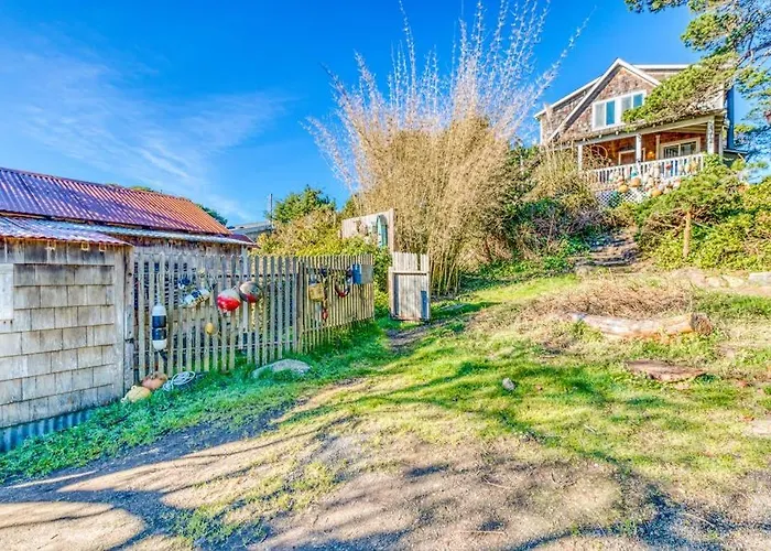 Private Hot Tub & Easy Access To The Beach - Dogs Are Welcome
