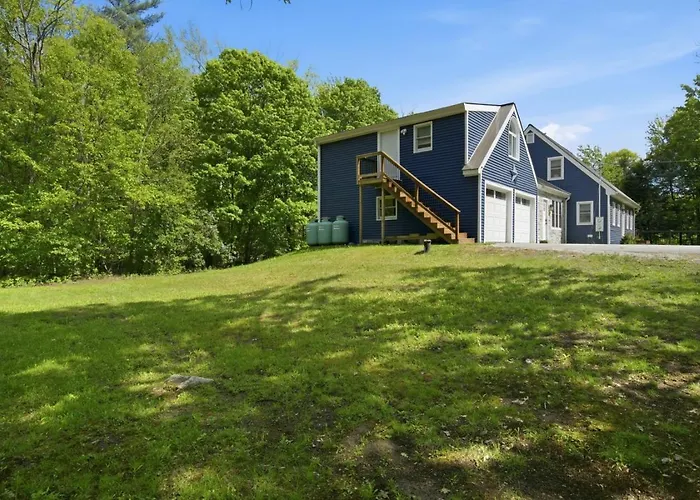 Lake Sunapee, Near Mountain, Fire Pit & Yard