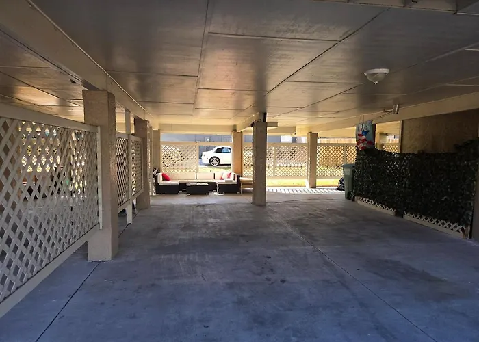 Palm Harbor Entire Duplex Sleeps 16 Near Beaches