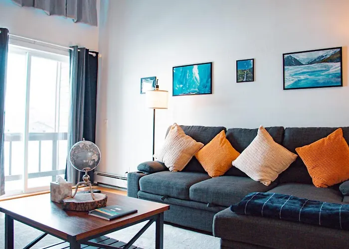 Valdez Loft View Apartment