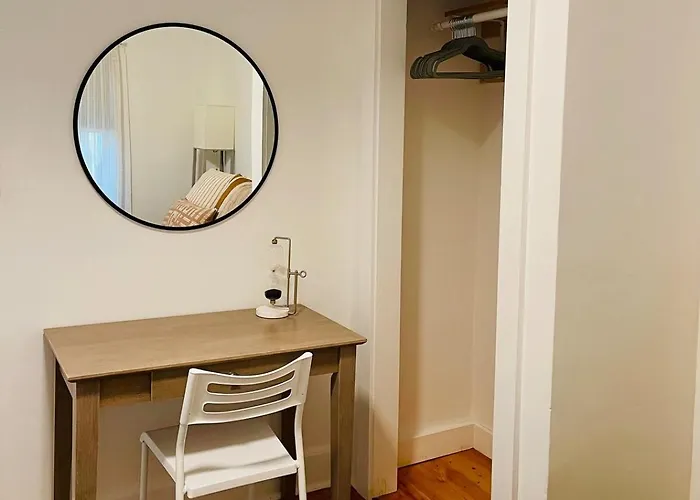 Cozy Two Bedroom On Munjoy Hill