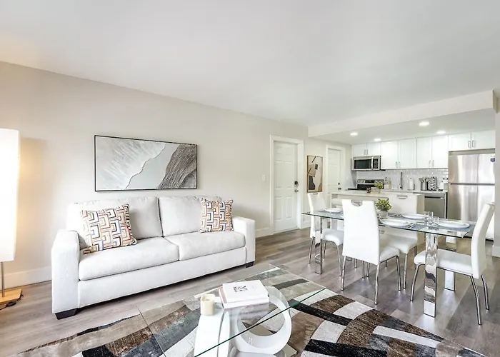 Boca Raton Apartment With 2 King Bedrooms And Pool - Near Fau
