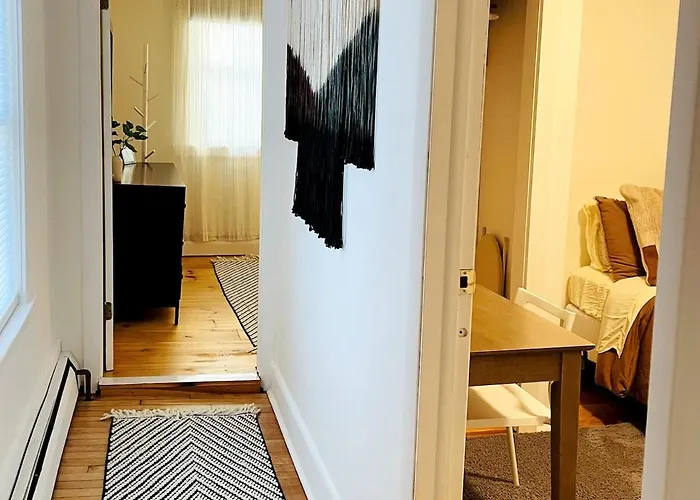 Cozy Two Bedroom On Munjoy Hill