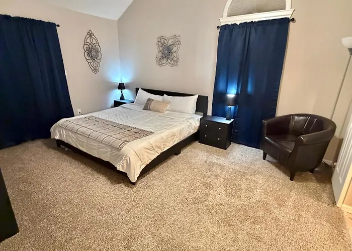 Cozy Condo For The World Cup