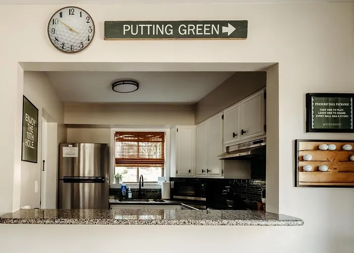 Golf Retreat On Fairway Pinehurst No 3 Walk To Cradle