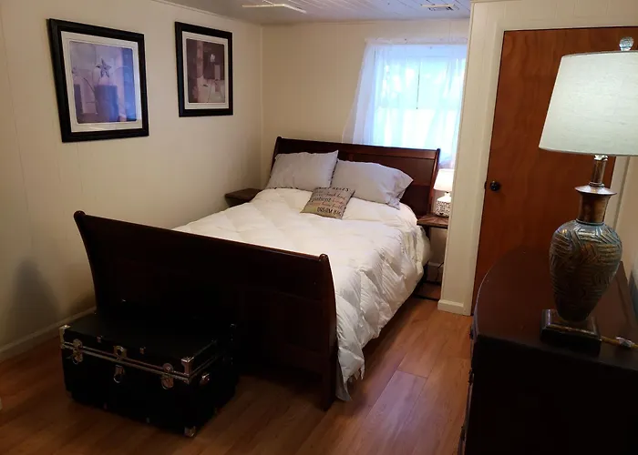 Quiet 500Sf Private Cottage In Belmar Kids & Pets