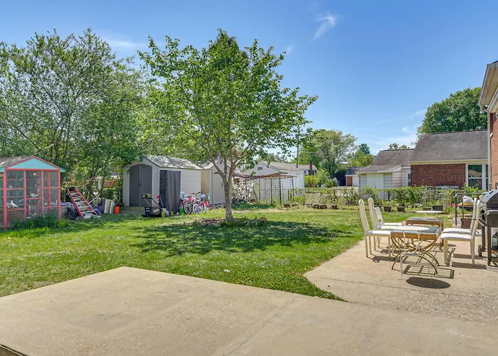 12 Mi To Nat'L Mall: Cozy Apt W/ Shared Patio