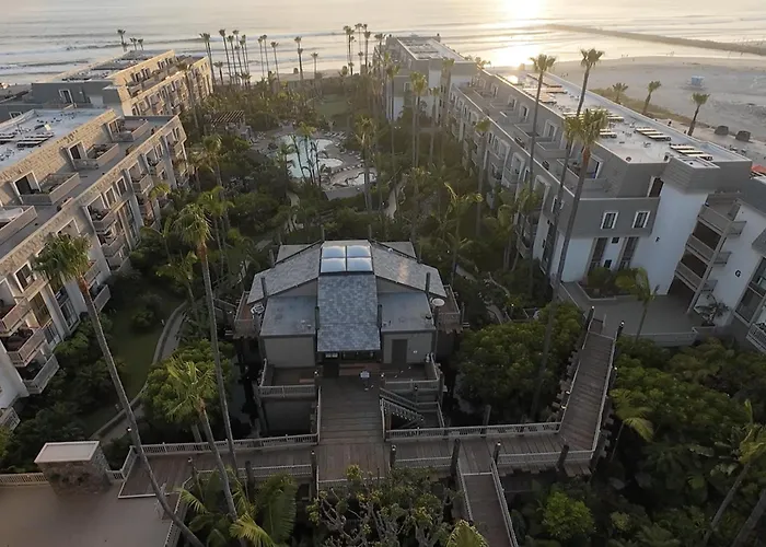 Oceanside Cozy Fun And Resortsy Getaway