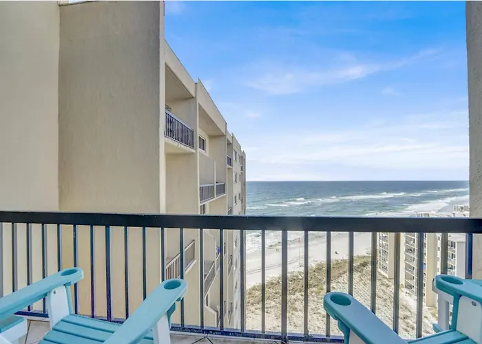 Pinnacle Port Penthouse - Beautiful 2 Bdrm