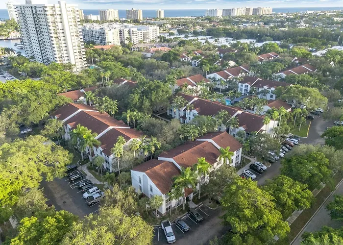 Cosatal 2Br Retreat With Pool 10Mins From The Beach