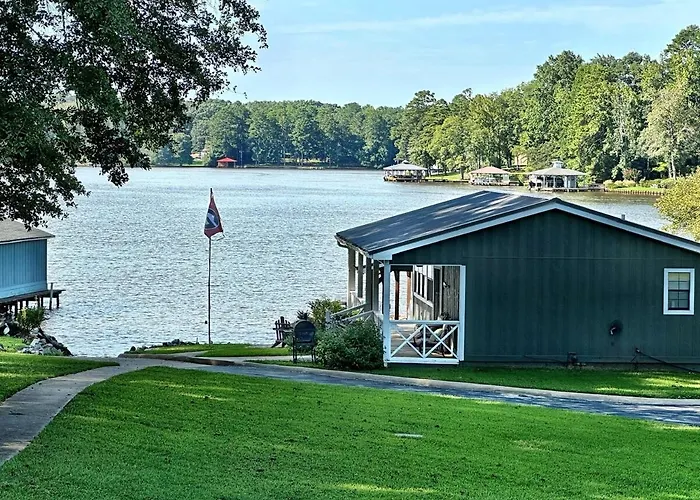 Charming Lake Front Home And Pavilion