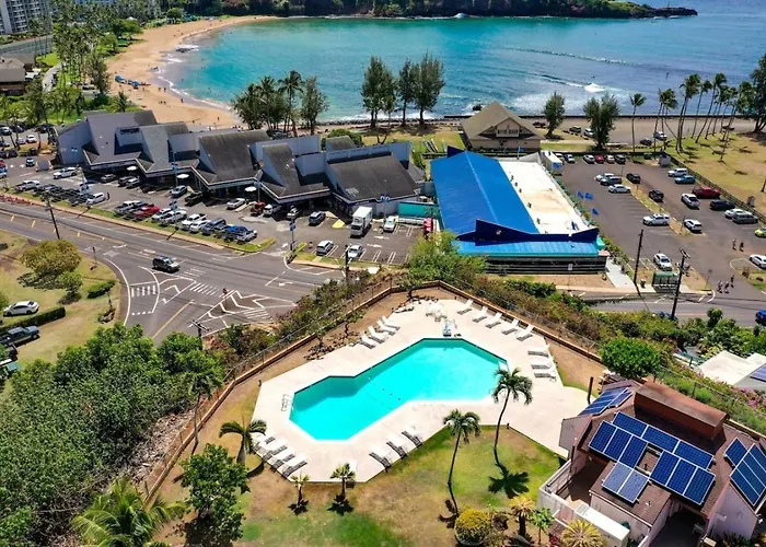 Banyan Retreat At Kalapaki Bay Beach