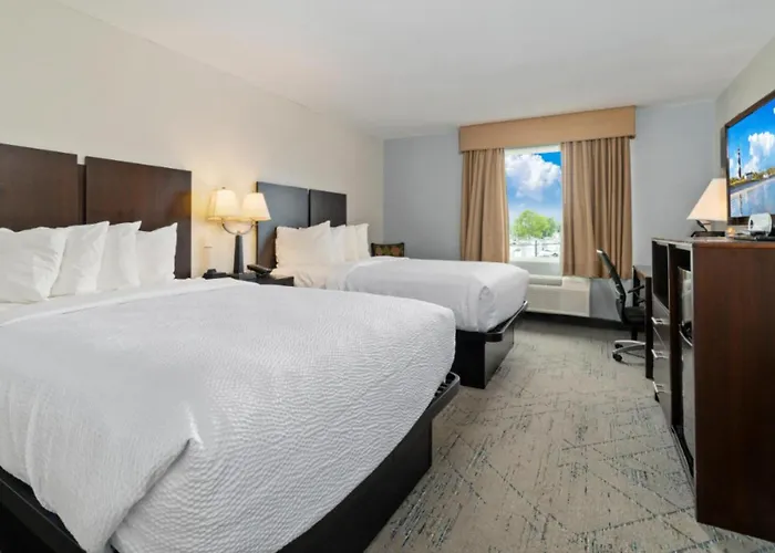 The Windstar Hotel - Emerald Isle, Swansboro
