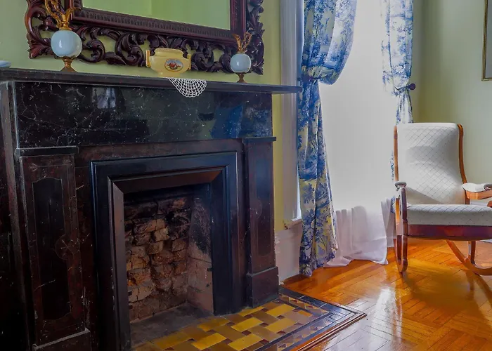 Baer House Inn