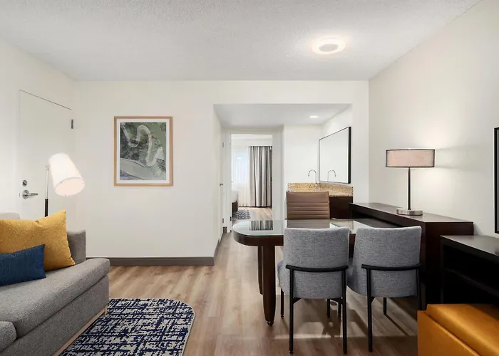 Embassy Suites By Hilton Seattle - Tacoma International Airport