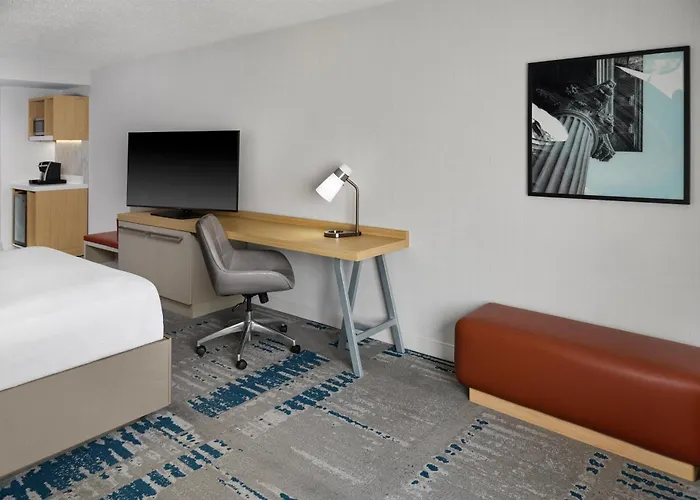 Hilton Garden Inn Arlington/Courthouse Plaza