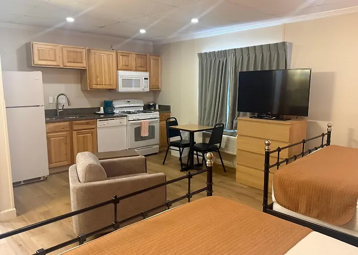 Boulder Twin Lakes Inn
