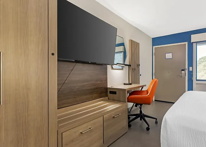 Holiday Inn Express Hyannis - Cape Cod By Ihg