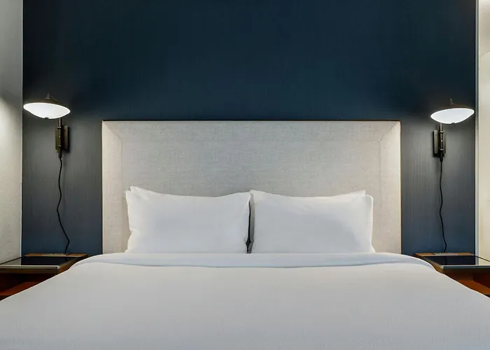Courtyard By Marriott Wichita East