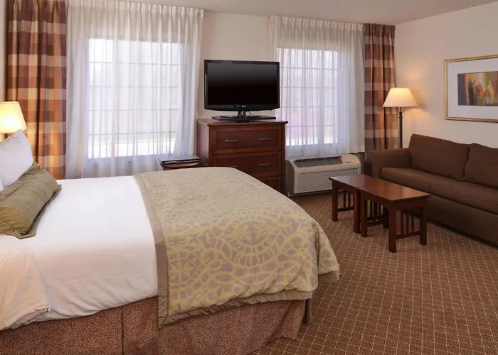 Staybridge Suites Indianapolis-Airport By Ihg