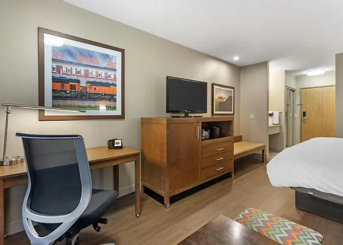 Best Western Plus Cottontree Inn