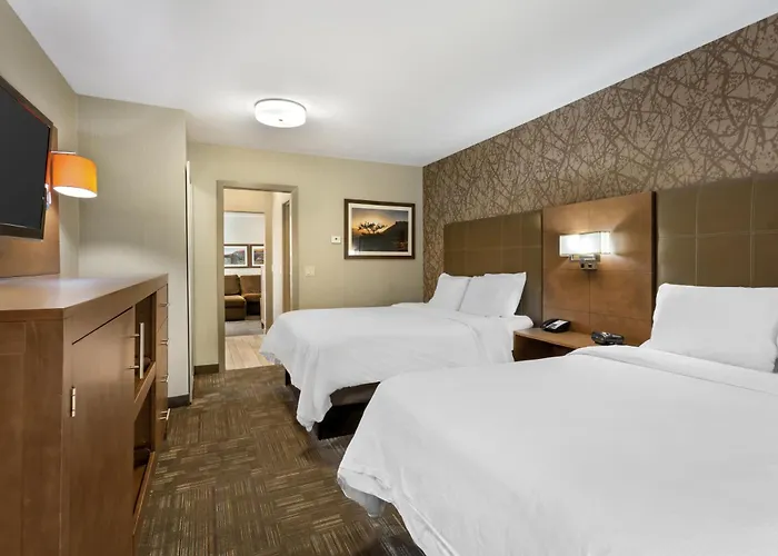 Best Western Plus Cottontree Inn