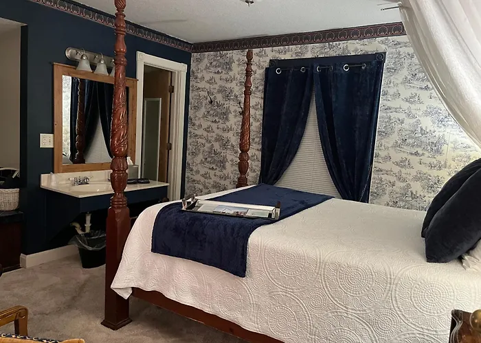 Woodstock Inn Bed & Breakfast