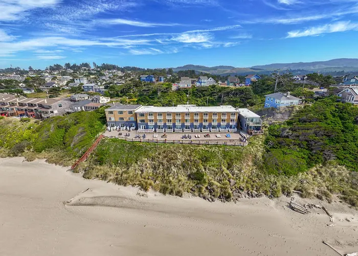 Sailor Jack Oceanfront Motel