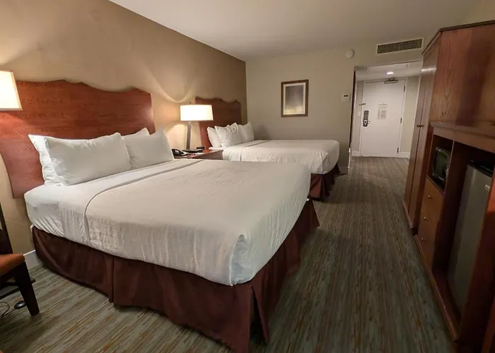 Wyndham Visalia