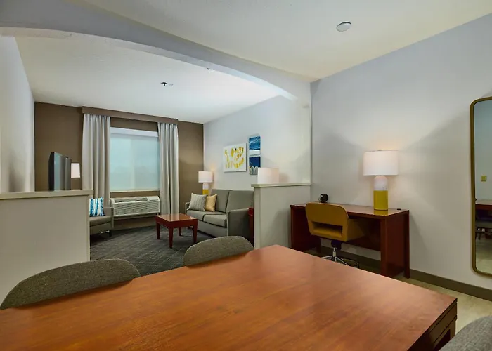 Comfort Suites Springfield-Eugene