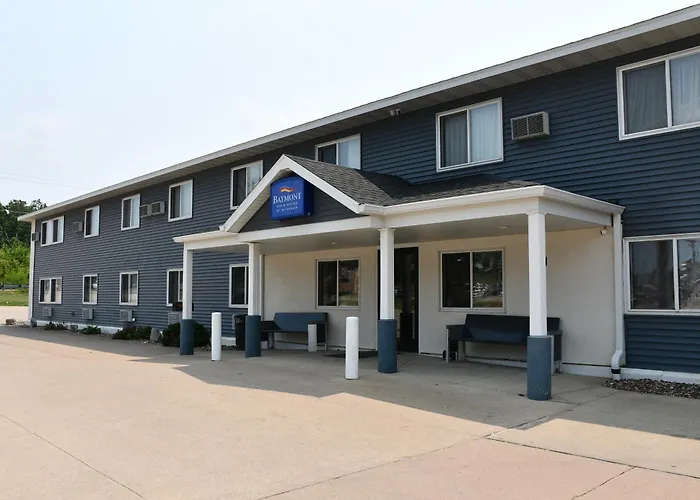 Baymont Inn And Suites By Wyndham Platteville