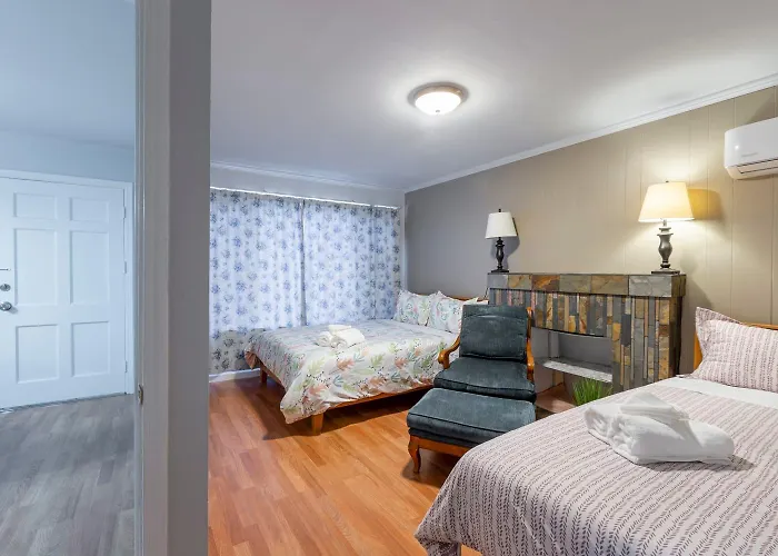 Marbella Lane - 5Br House Dtwn Rwc Parking